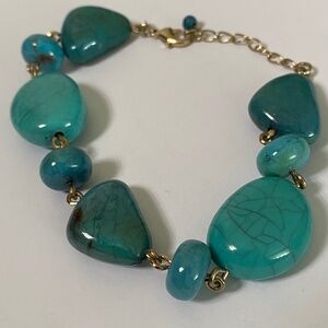 Avon Vintage Faux Turquoise Gold Tone Bracelet